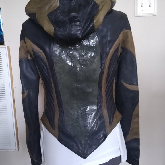 Leather & snakeskin one of a kind jacket! - Picture 4 of 6